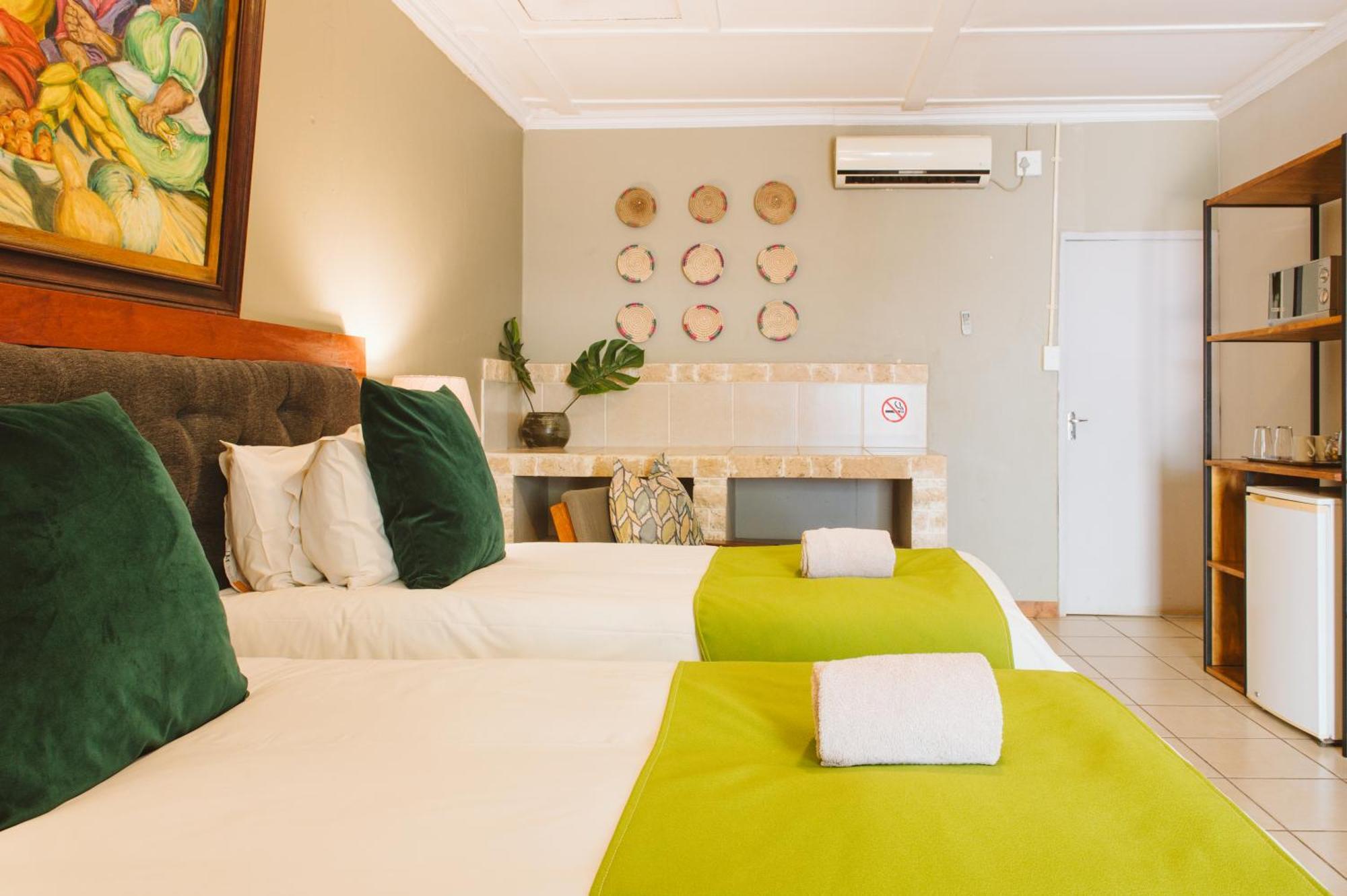 Biweda Nguni Lodge&B&B Mkuze Exterior foto