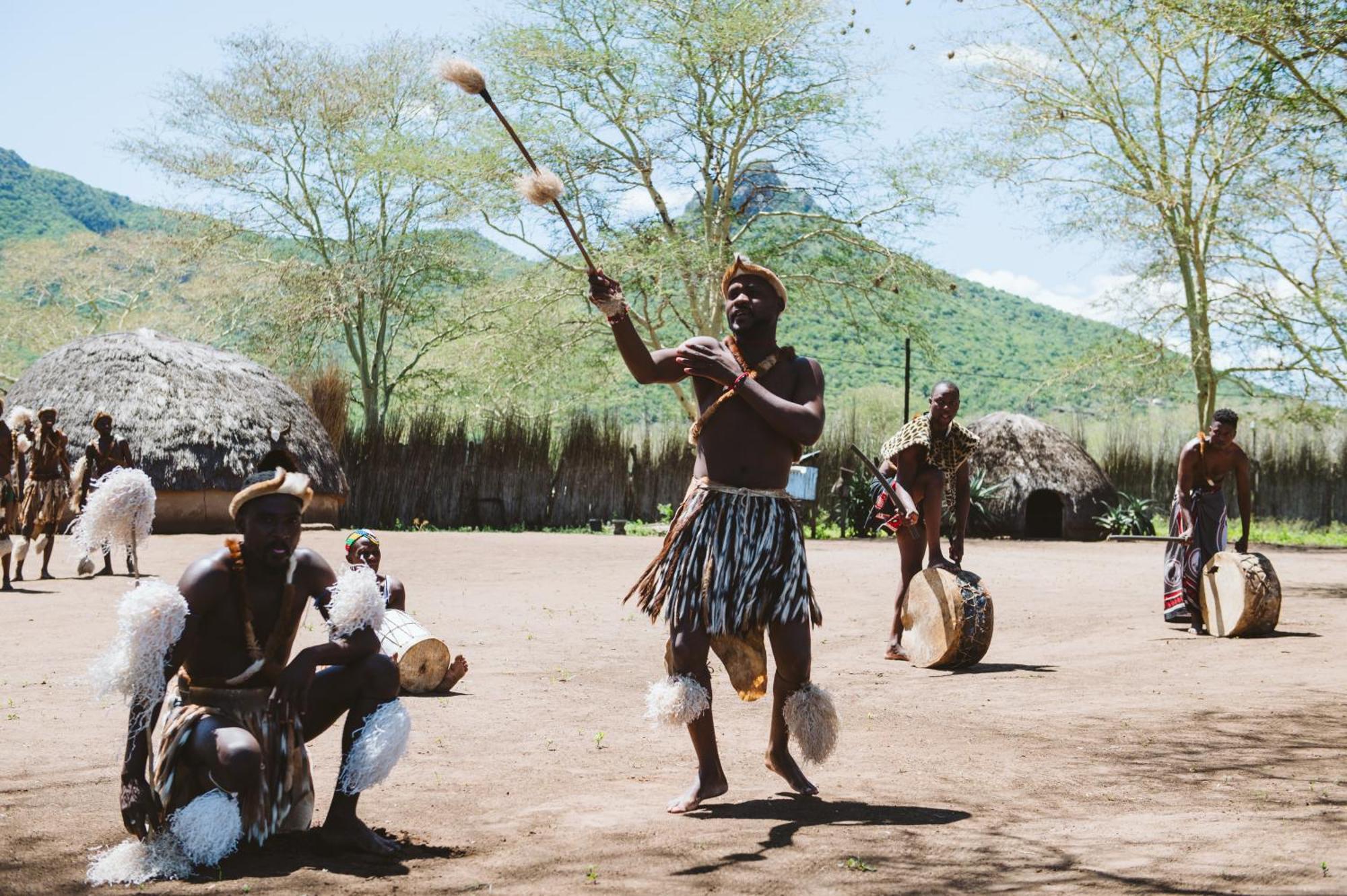 Biweda Nguni Lodge&B&B Mkuze Exterior foto