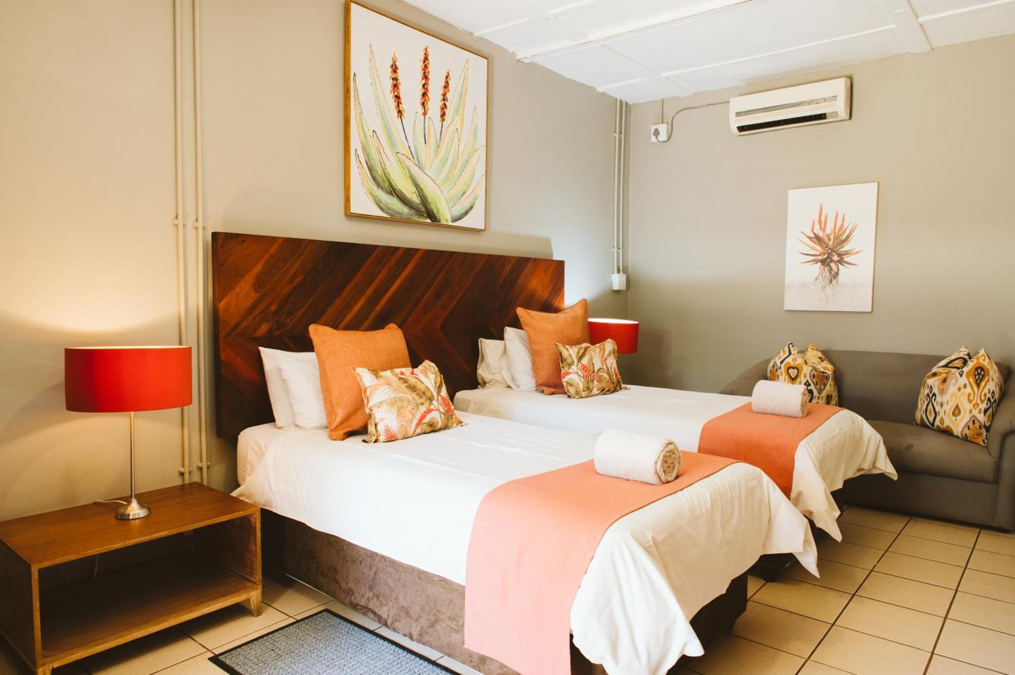 Biweda Nguni Lodge&B&B Mkuze Exterior foto