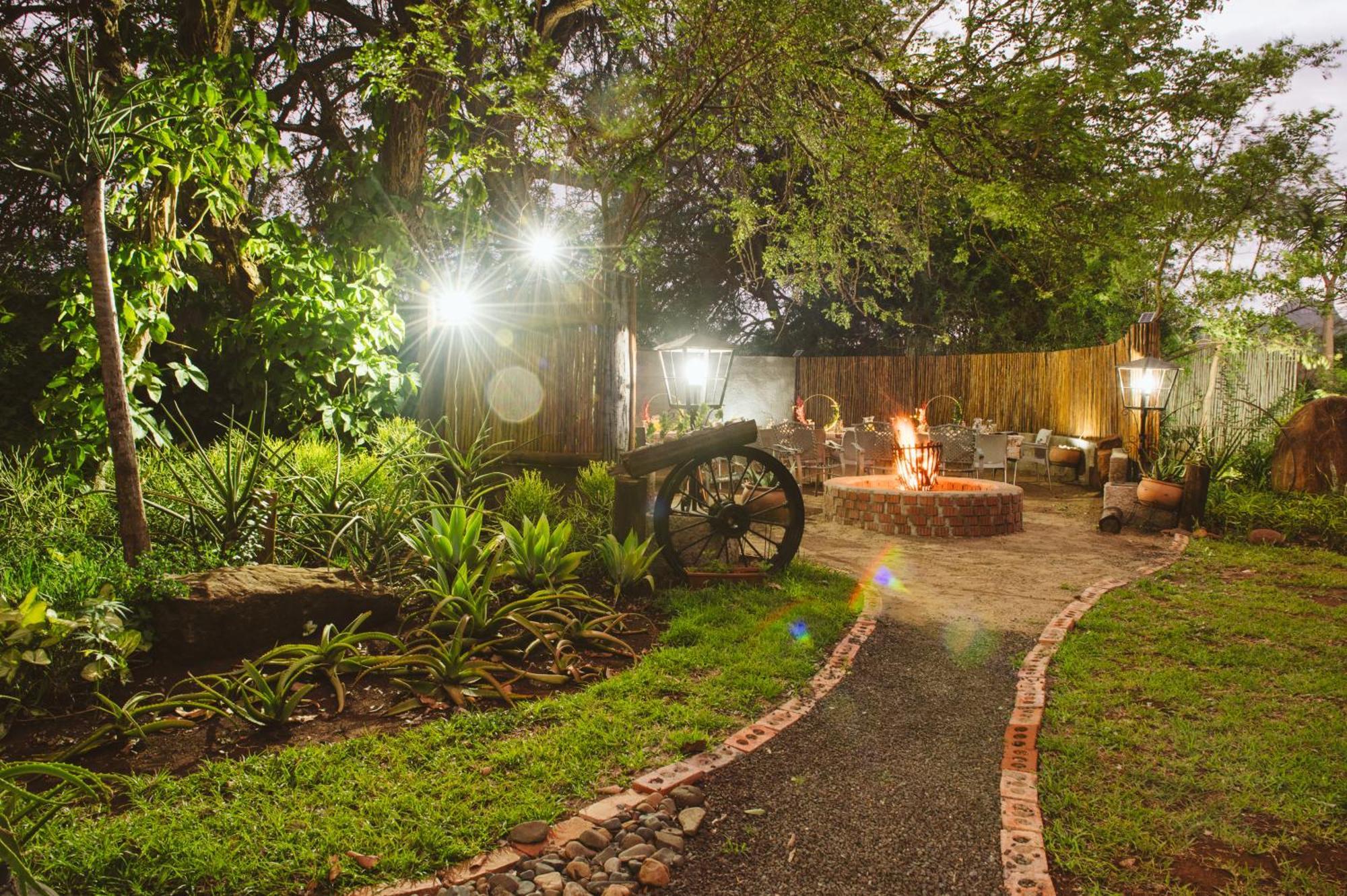 Biweda Nguni Lodge&B&B Mkuze Exterior foto